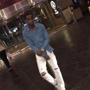 Meet your Posher, Lenell