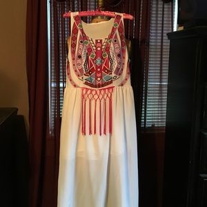 White Boho summer maxi with fringe Size L, NWOT