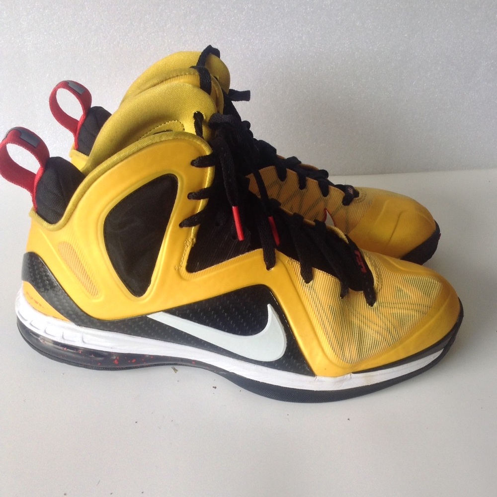 Nike Air Max LeBron 9 PS Elite "Taxi" - size 10