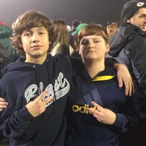 Meet your Posher, Logan