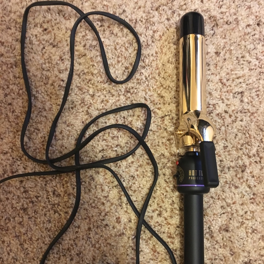 New 1.5 in Hot Tools professional curling iron
