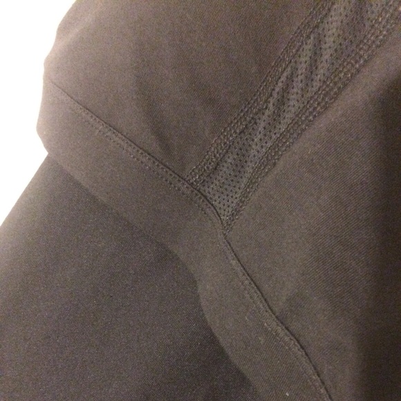 Nike Dri-Fit Tank with Built in bra - Picture 4 of 4