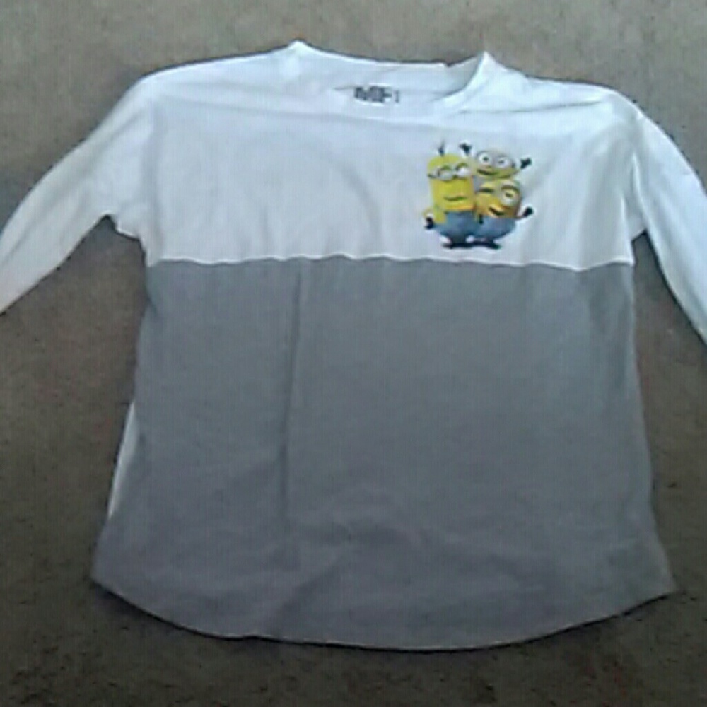 Juniors minions long sleeved shirt