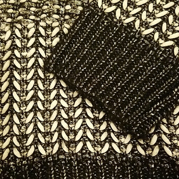 NWOT DKNY sweater - Picture 3 of 3