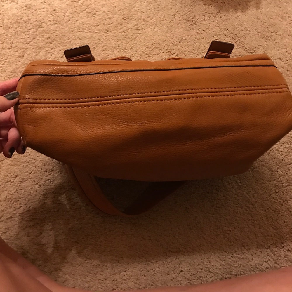 Michael Kors Hobo spacious bag..♥️ - Picture 5 of 7