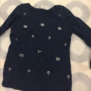 Sweater w rhinestone decoration