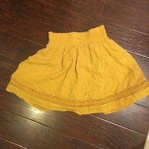 Mustard crepe skirt