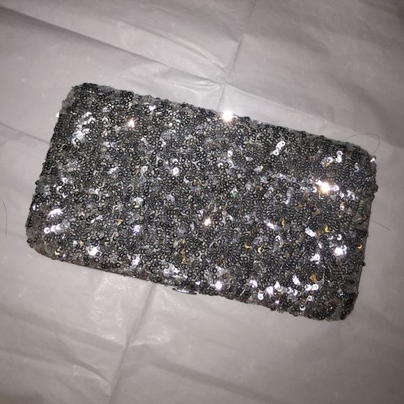 Clutch style wallet - Picture 4 of 4