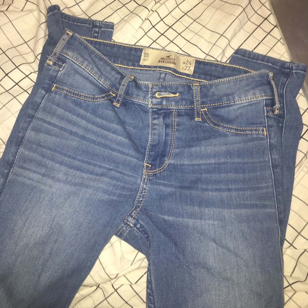 Hollister skinny jeans
