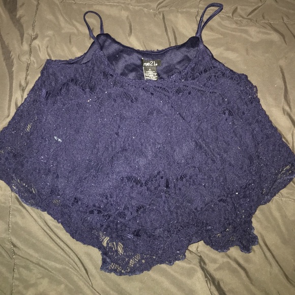 Blue Crochet Crop-Top - Picture 1 of 5