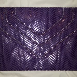 🍸🍸Purple snakeskin envelope clutch