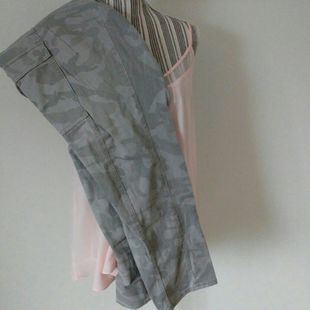 Army print pants