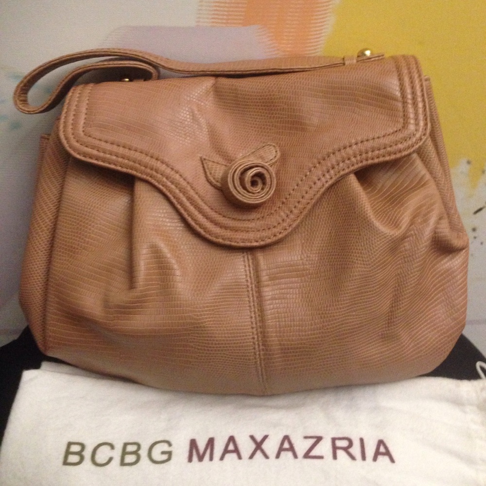 BCBG MAXAZRIA DUSTY ROSE LEATHER SHOULDER BAG