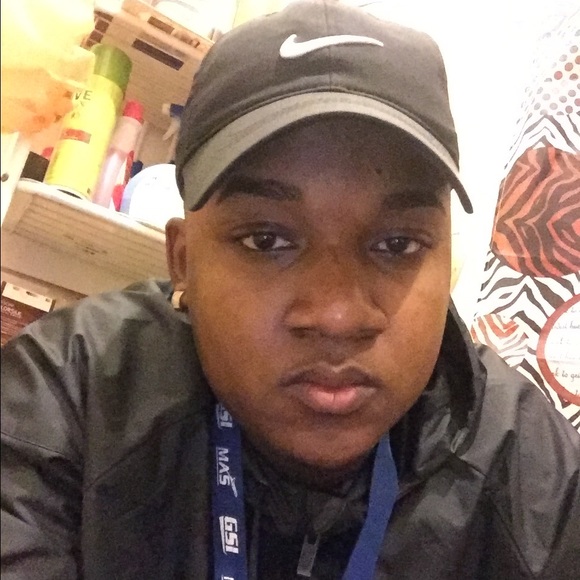 Meet your Posher, Stephon - Picture 1 of 1