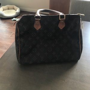 Older LV purse