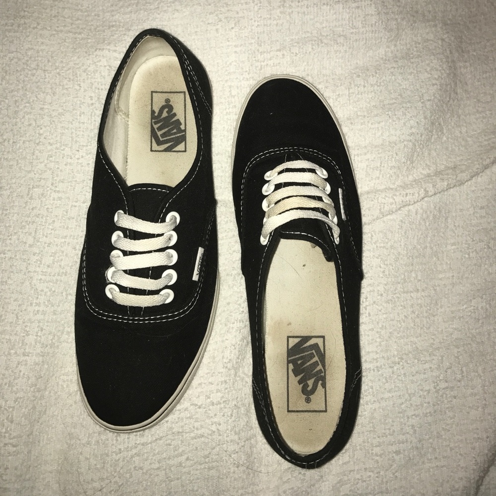 Vans low pro