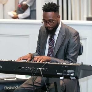 Meet your Posher, Robin