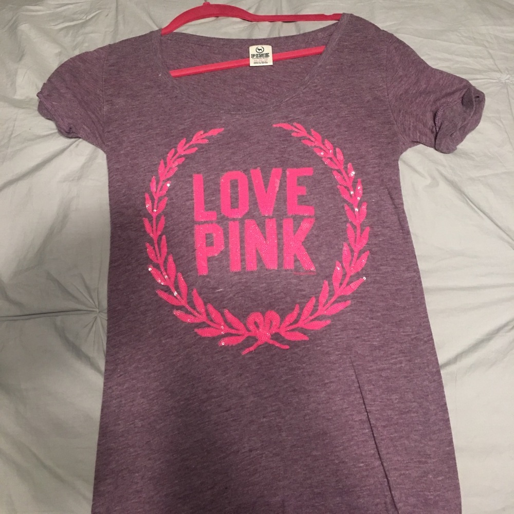 VS shirt