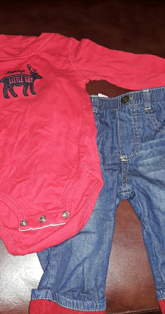 Boys 9m pants and lomg Sleeve onesie