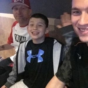 Meet your Posher, Robbie