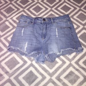 Super cute jean shorts