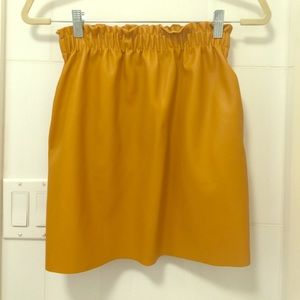 ZARA PAPERBAG WAIST YELLOW VEGAN LEATHER SKIRT