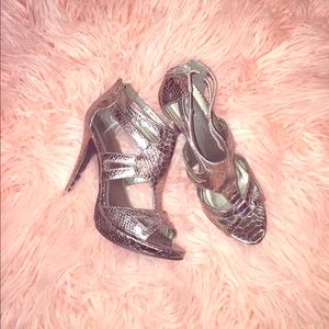Chinese Laundry metallic heels