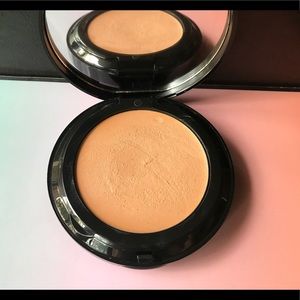 Bobbi Brown foundation