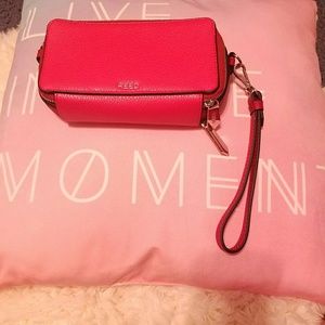 REED Wristlet