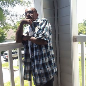 Meet your Posher, Eric