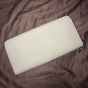 Woman's wallet