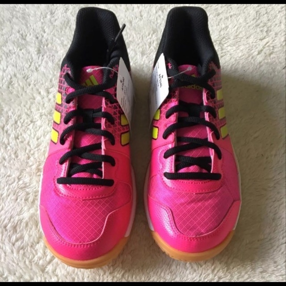 New adidas volleyball tennis shoes