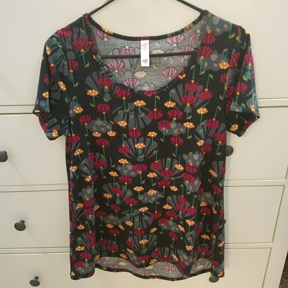 Lularoe classic t small
