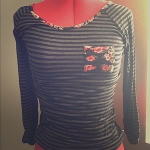 3/4 sleeved cotton knit top