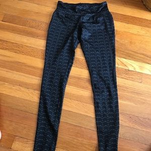 Mossimo black patterned athletic leggings