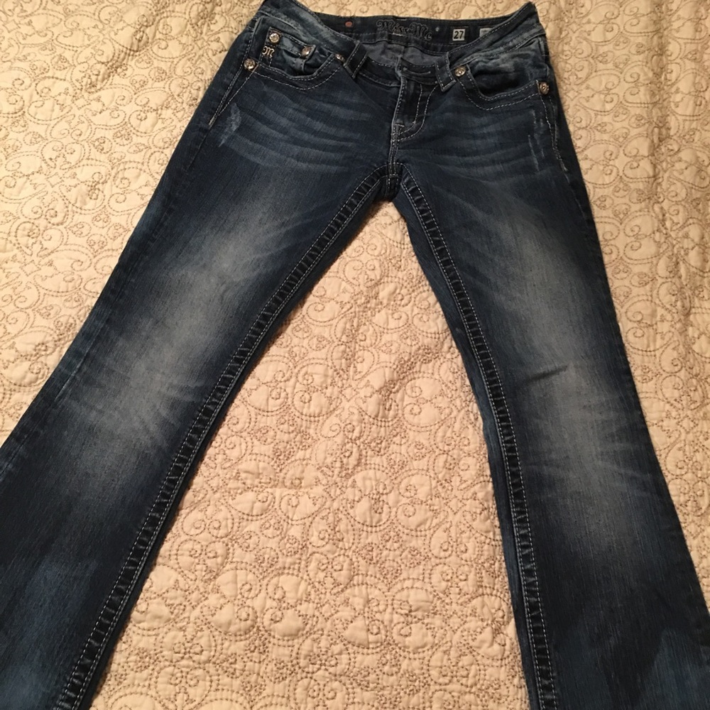 Miss me jeans size 27!