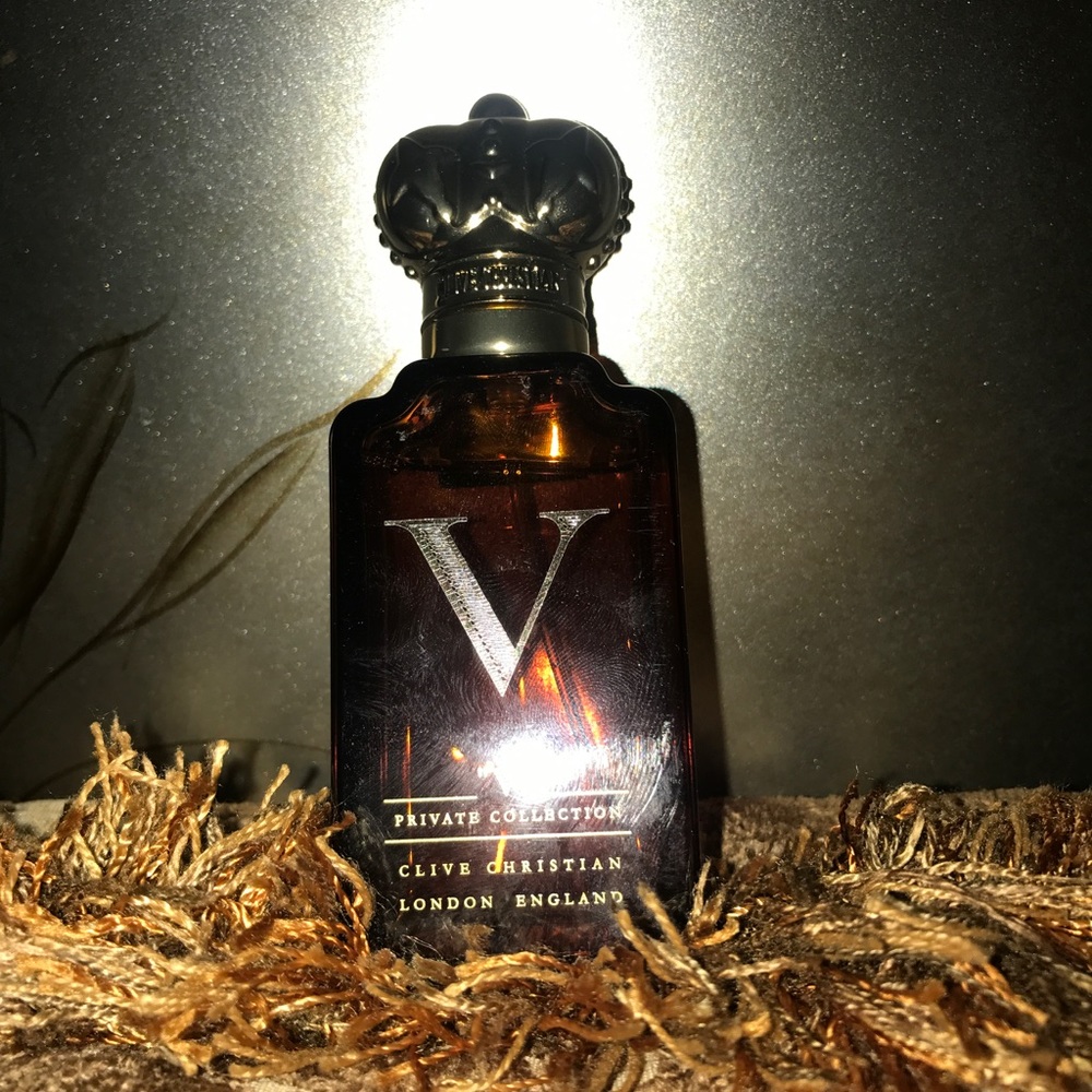 Clive Christian "V"