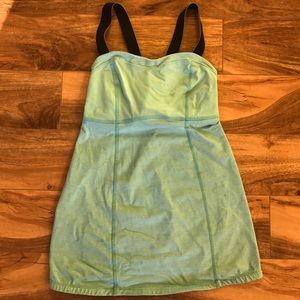 Lululemon tank