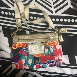 Coach Poppy small cross body purse