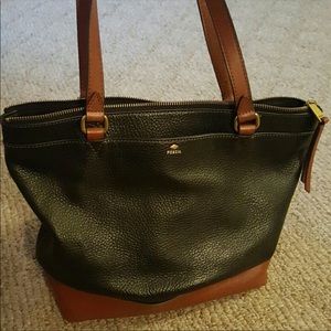 Fossil handbag