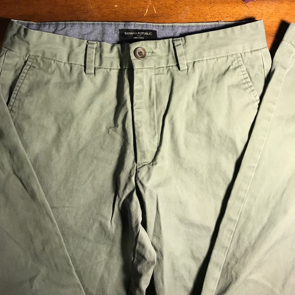 Banana Republic Olive Green Chinos 30x30