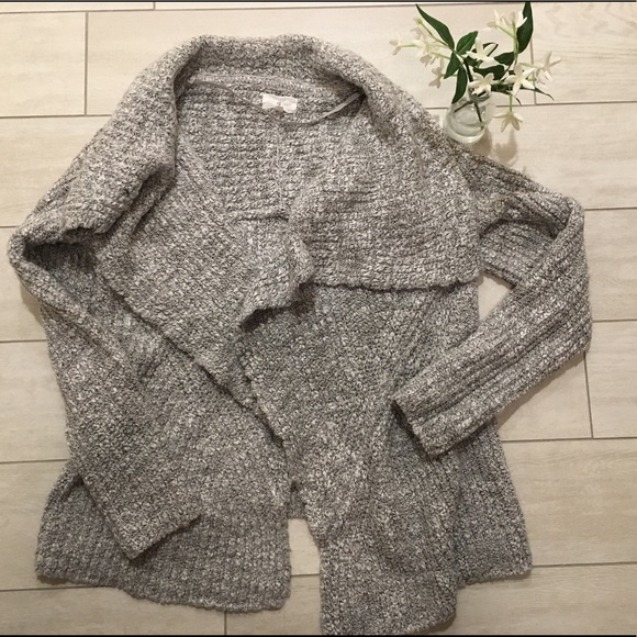 Lou & Grey Sweaters - Lou & Grey chunky knit open sweater