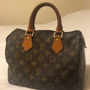 Authentic LV Speedy 25