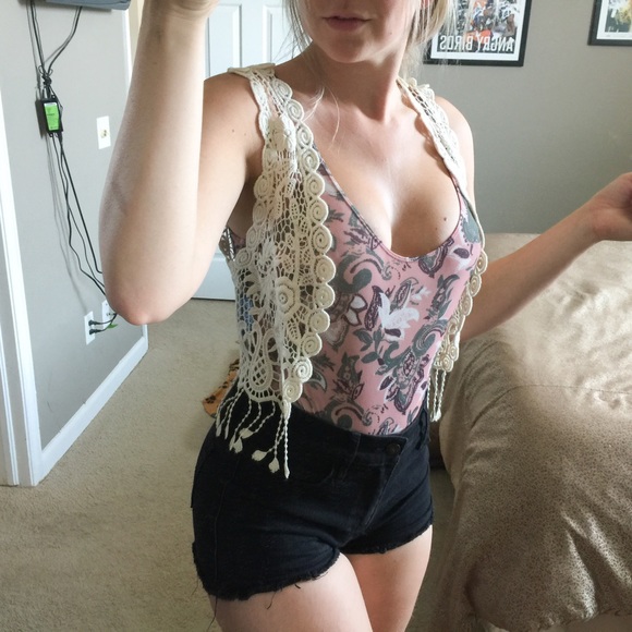 Intimately FP pink paisley low cut thong bodysuit - Picture 7 of 8