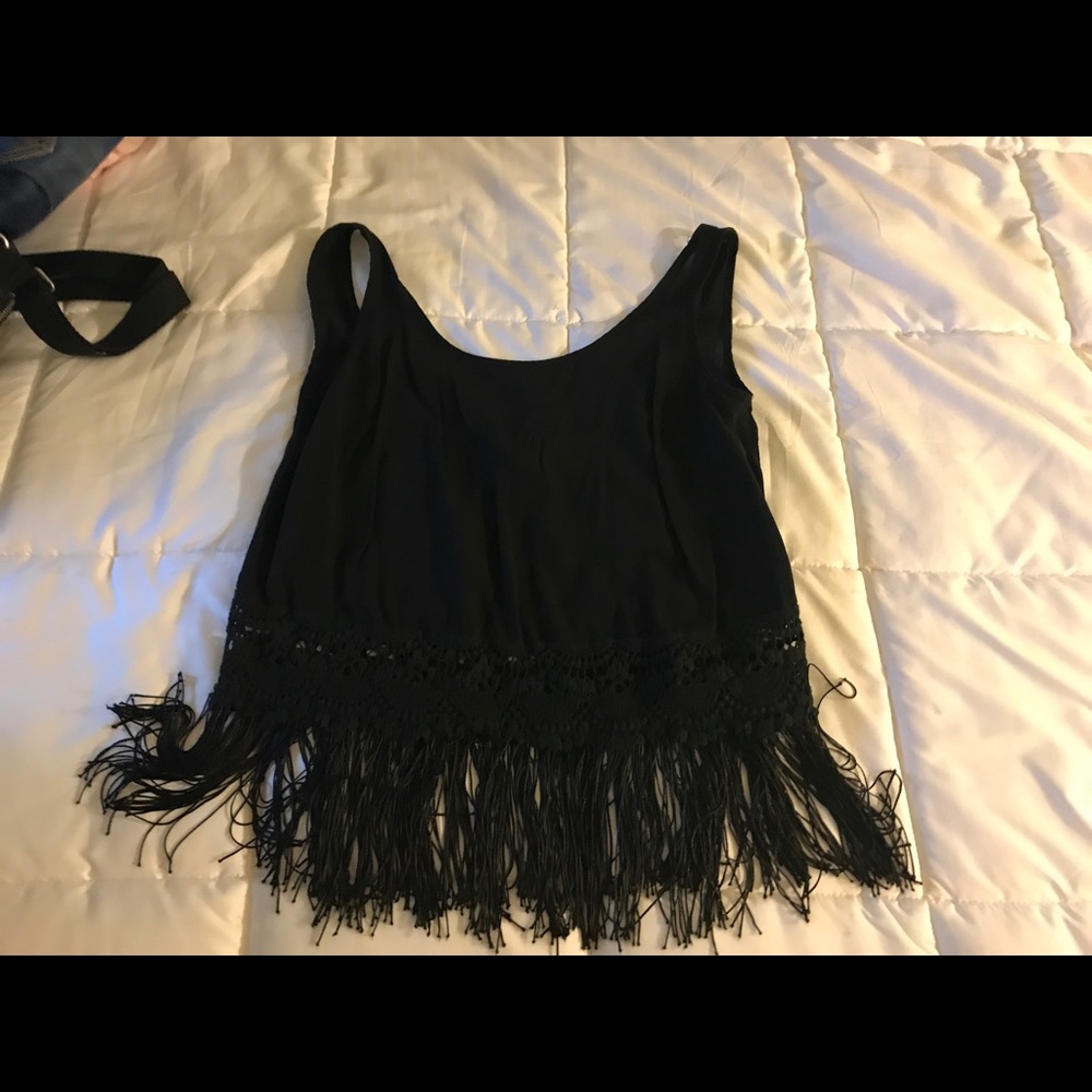 Black and fringed