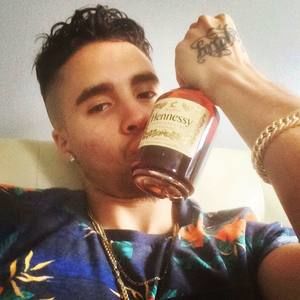 Meet your Posher, Eli