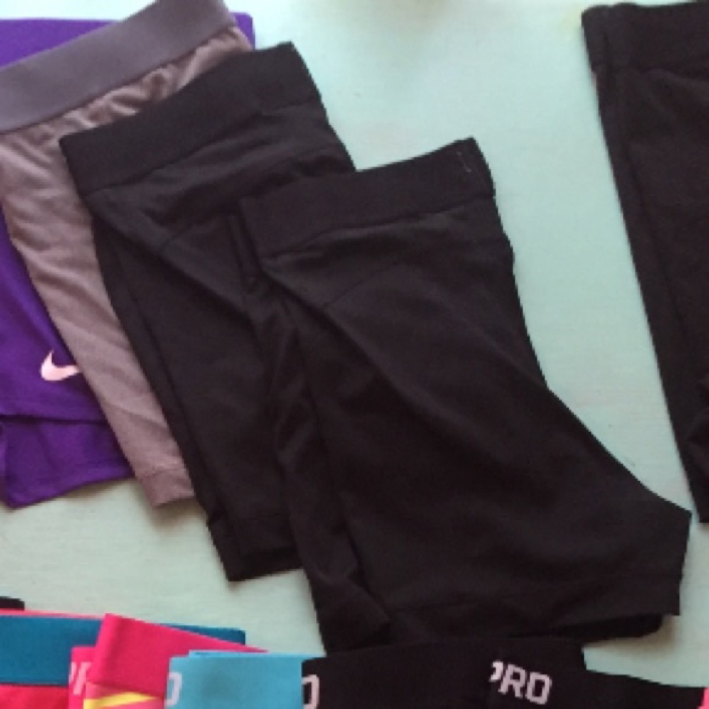 Black Nike pros
