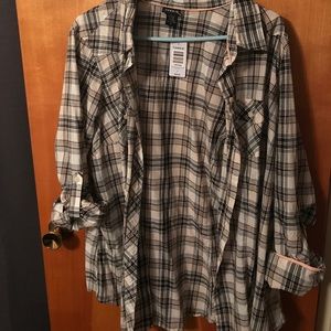 Torrid size 3 button up shirt