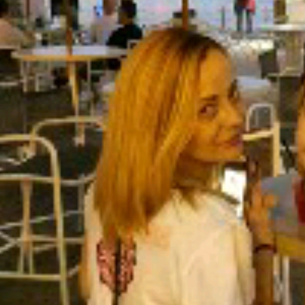 Meet your Posher, Reina