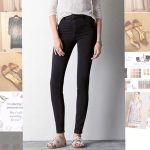 Black High Waist American Eagle Jeans
